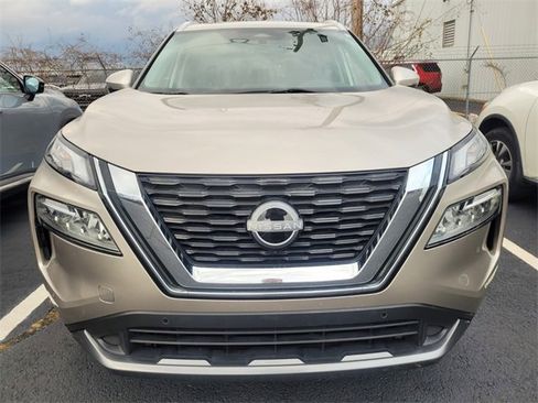 Used 2023 Nissan Rogue SL w/ SL Premium Package image 7