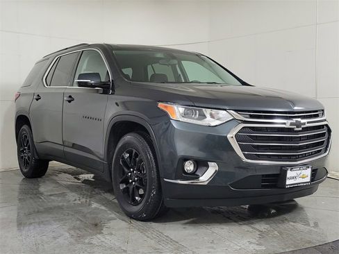 Used 2019 Chevrolet Traverse LT image 11