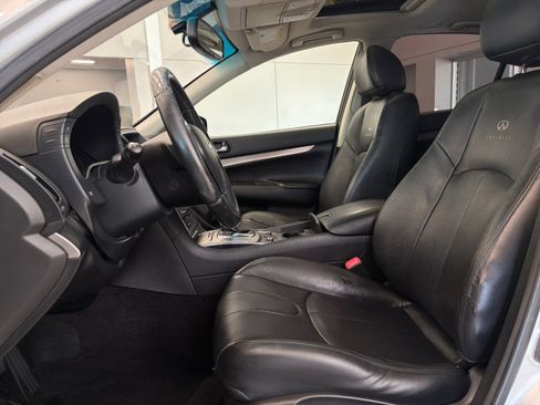 Used 2011 INFINITI G25 x w/ Moonroof Pkg AWD/4WD image 12