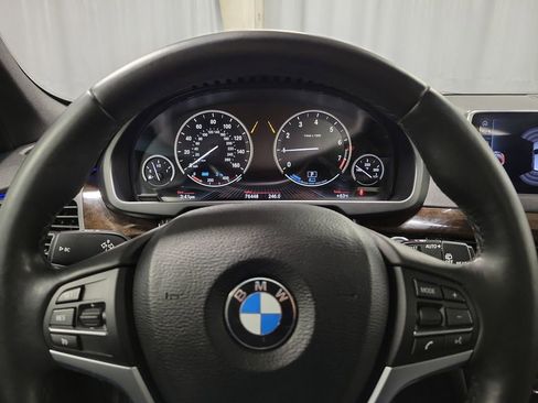 Used 2017 BMW X5 xDrive40e image 16
