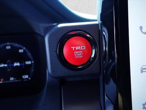 Used 2026 Toyota Tacoma TRD Sport AWD/4WD image 18