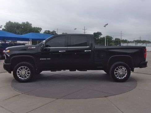 Used 2025 Chevrolet Silverado 2500 LTZ w/ Z71 Chrome Sport Edition AWD/4WD image 19