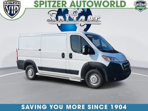 Used 2025 RAM ProMaster 2500 w/ U-Haul Equipment Group FWD image 2