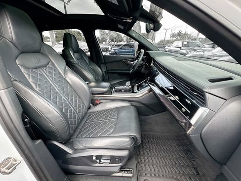 Used 2022 Audi SQ7 Prestige w/ Prestige Package AWD/4WD image 31