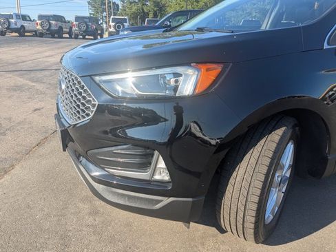 Certified 2023 Ford Edge SEL w/ Convenience Package AWD/4WD image 5