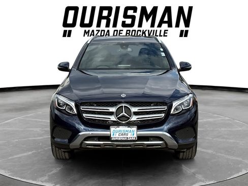 Used 2018 Mercedes-Benz GLC 300 4MATIC w/ Premium Package image 8
