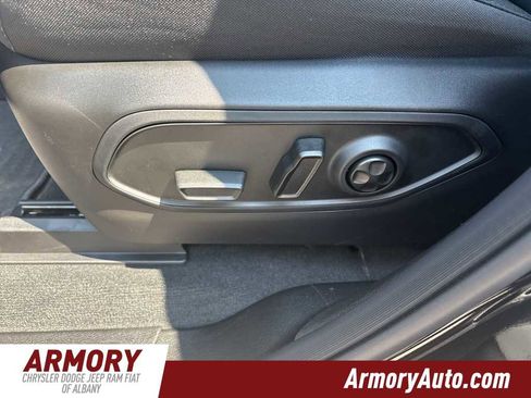 New 2025 Jeep Grand Cherokee L Laredo w/ Luxury Tech Group I image 13