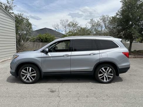 Used 2018 Honda Pilot Elite image 3