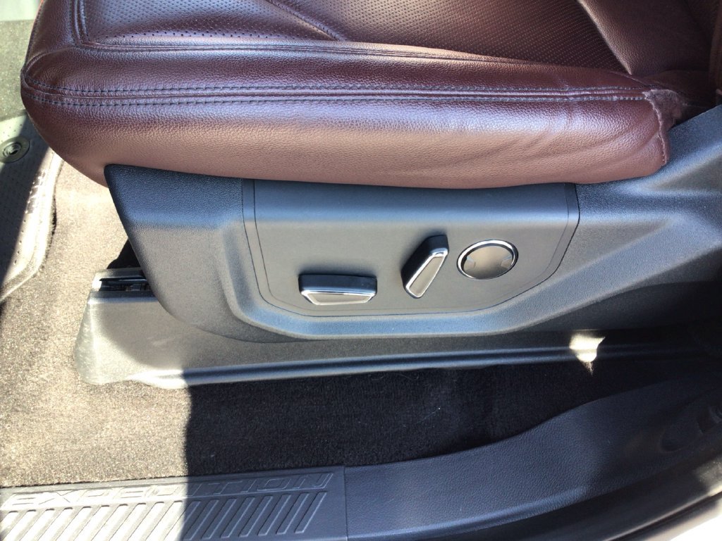 Used 2022 Ford Expedition Max Limited AWD/4WD image 19