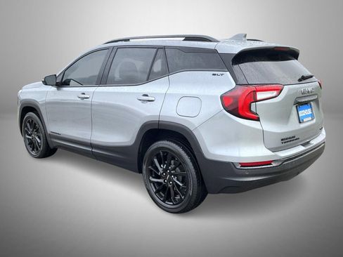 Used 2023 GMC Terrain SLT w/ Tech Package AWD/4WD image 7
