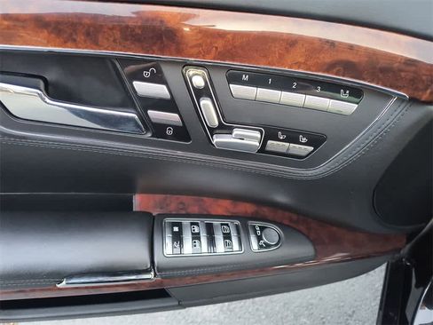 Used 2008 Mercedes-Benz S 600 image 12
