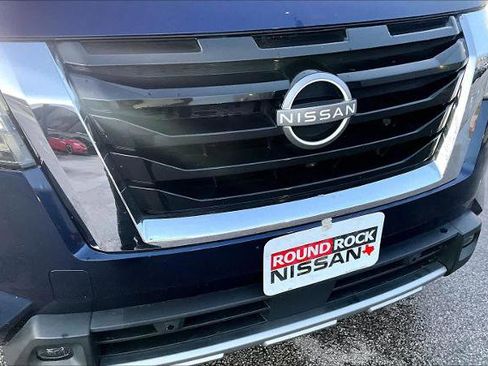 Certified 2023 Nissan Pathfinder Platinum w/ Cargo Package image 28