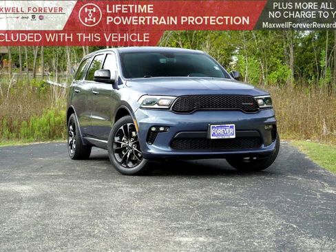 Used 2021 Dodge Durango SXT image 1