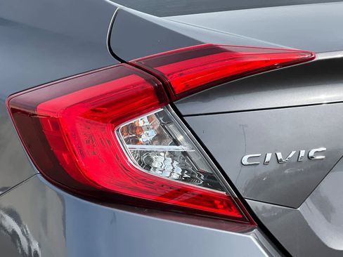 Used 2018 Honda Civic LX image 29