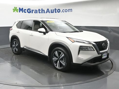Used 2021 Nissan Rogue SL w/ Premium Package AWD/4WD image 2