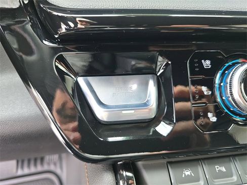 New 2026 GMC Sierra 1500 AT4 w/ AT4 Premium Package image 28