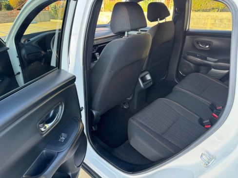 Used 2023 Honda HR-V Sport image 8