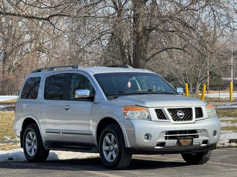 Used 2012 Nissan Armada SV image 2