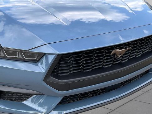 Used 2025 Ford Mustang Premium RWD image 28