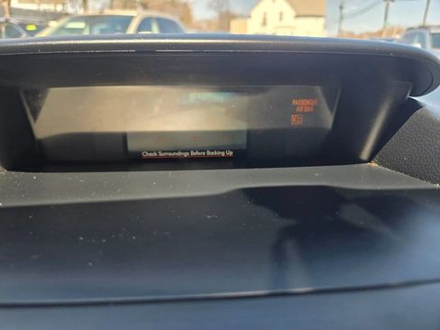 Used 2014 Subaru Forester 2.5i Premium w/ All-Weather Package image 18