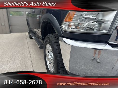 Used 2018 RAM 2500 Tradesman w/ Chrome Appearance Group AWD/4WD image 11