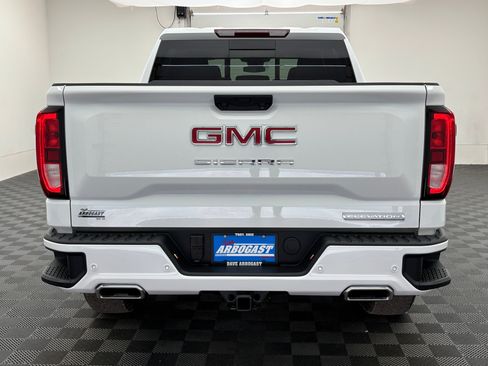 New 2026 GMC Sierra 1500 Elevation w/ Elevation Premium Package AWD/4WD image 8