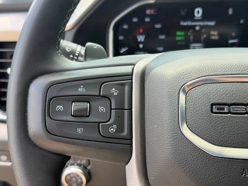 Used 2025 GMC Sierra 1500 Denali w/ Denali Reserve Package AWD/4WD image 18