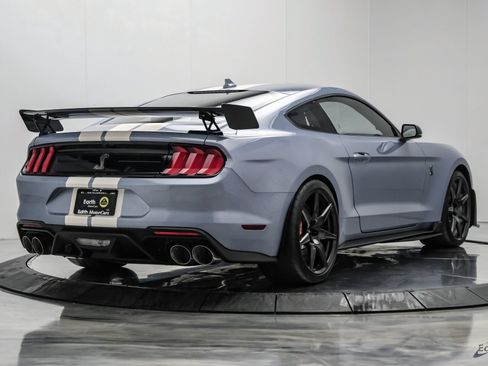 Used 2022 Ford Mustang Shelby GT500 w/ Carbon Fiber Track Pack RWD image 21