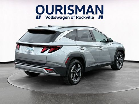 Used 2025 Hyundai Tucson SEL FWD image 6