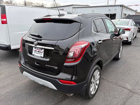 Used 2019 Buick Encore Preferred image 3