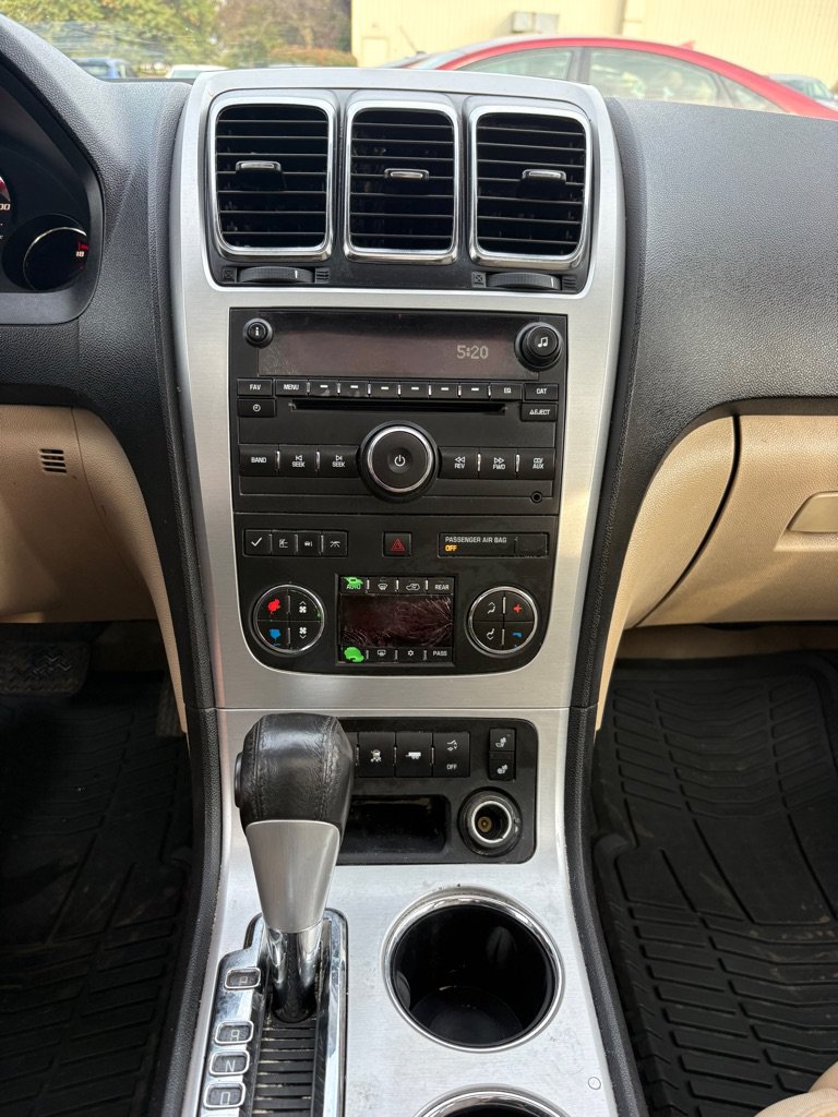 Used 2010 GMC Acadia SLT w/ Spring Special Package SLT-1 AWD/4WD image 16
