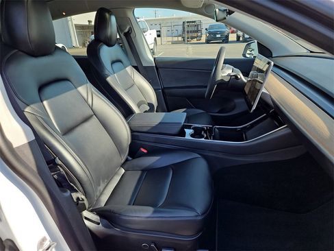 Used 2021 Tesla Model Y 2WD image 27