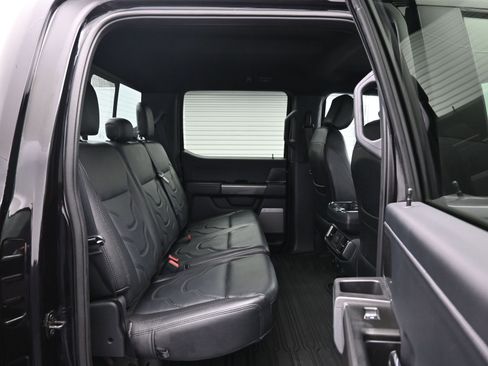 Used 2022 Ford F150 XLT w/ Equipment Group 302A High image 12