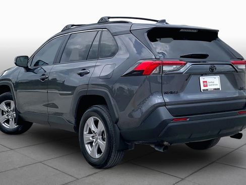 Used 2025 Toyota RAV4 XLE FWD image 12