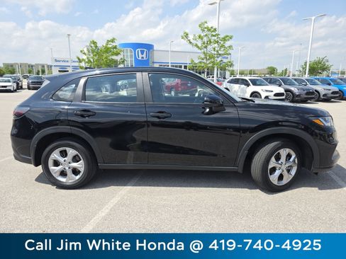 Certified 2023 Honda HR-V LX image 16