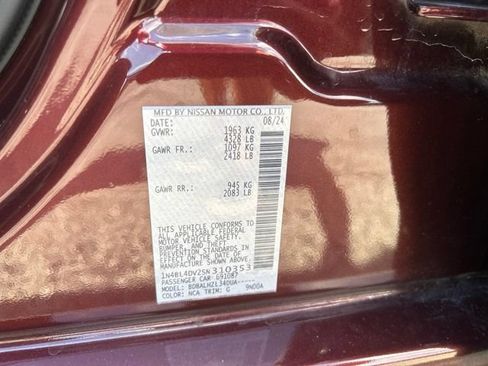 Used 2025 Nissan Altima 2.5 SV FWD image 32