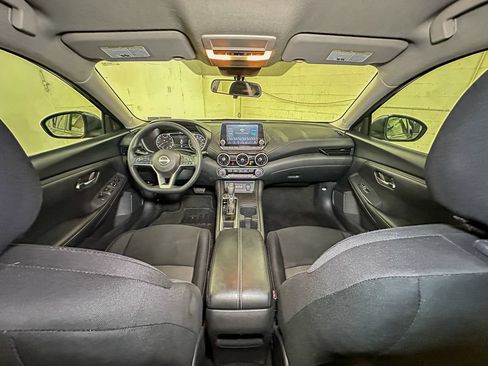 Used 2024 Nissan Sentra SV FWD image 27