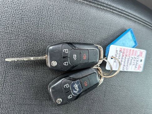 Used 2019 Ford Transit Connect XL w/ Driver-Assist Package image 30