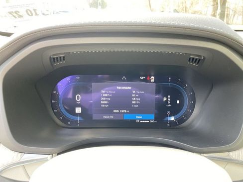 Used 2023 Volvo XC60 B6 Ultimate w/ Protection Package Premier image 19