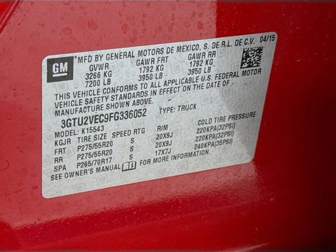 Used 2015 GMC Sierra 1500 SLT w/ SLT Crew Cab Value Package AWD/4WD image 32