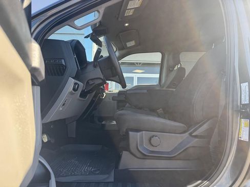 Used 2019 Ford F150 XL w/ Equipment Group 101A Mid image 11
