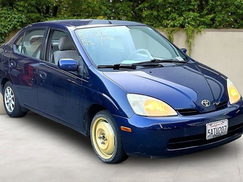 Used 2003 Toyota Prius FWD image 1