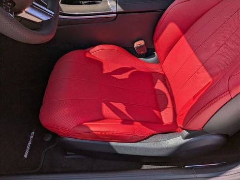 New 2026 Mercedes-Benz CLE 450 4MATIC Coupe image 4