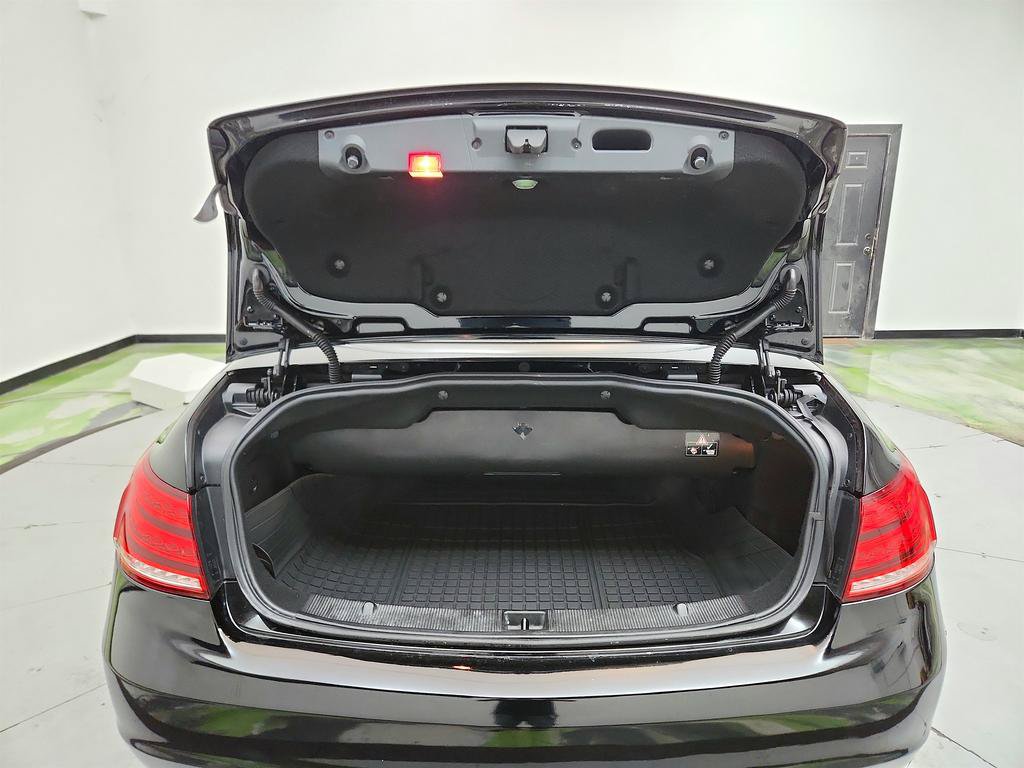 Used 2014 Mercedes-Benz E 350 Cabriolet image 27