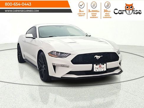 Used 2018 Ford Mustang Coupe RWD image 1
