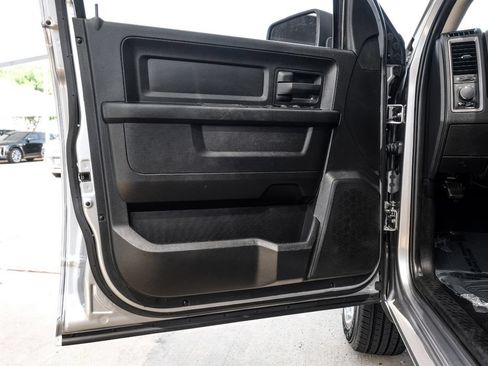 Used 2019 RAM 1500 Tradesman w/ Chrome Plus Package RWD image 34