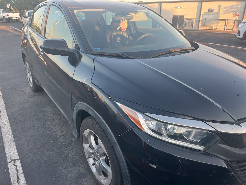 Used 2019 Honda HR-V LX image 3