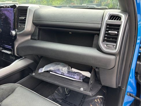 Used 2021 RAM 1500 Laramie w/ Sport Appearance Package AWD/4WD image 47