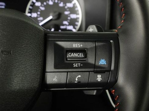 Certified 2025 Nissan Rogue SV AWD/4WD image 29