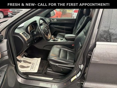 Used 2017 Jeep Grand Cherokee Limited image 15